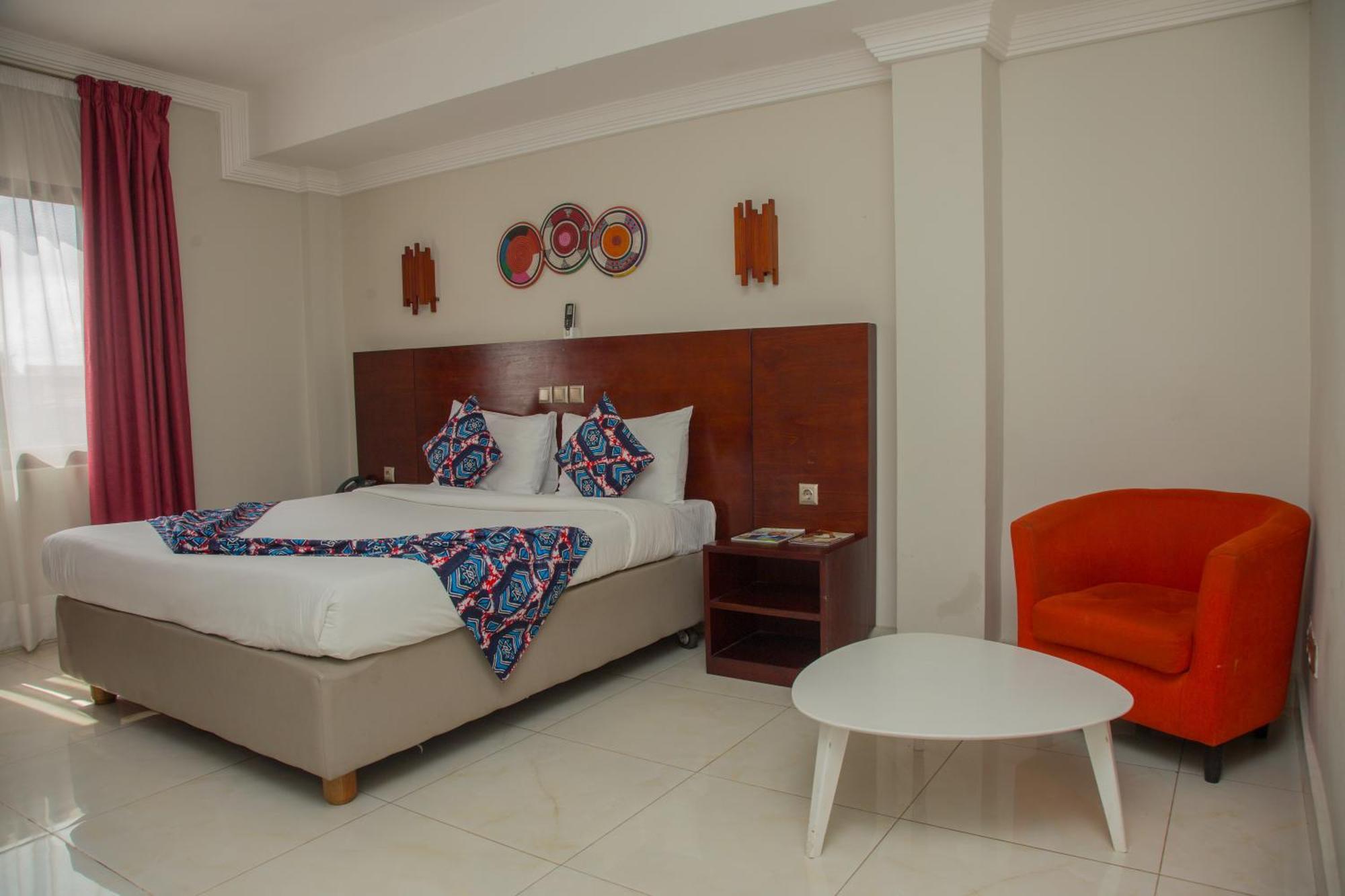 Hotel La Rose Blanche 아비장 외부 사진